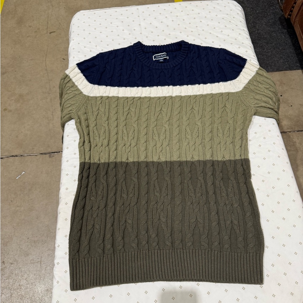 Club Room Men's Knit Sweater size L